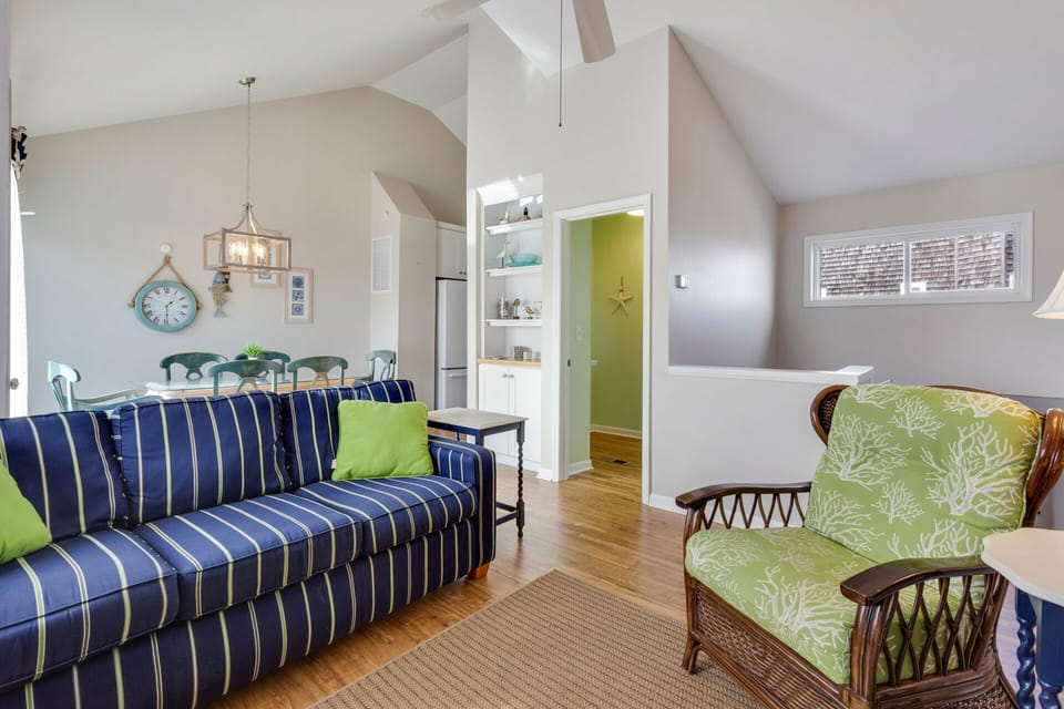 The Top Level offers plenty of comfort and convenience with a spacious Living Area and open-concept Dining Area.