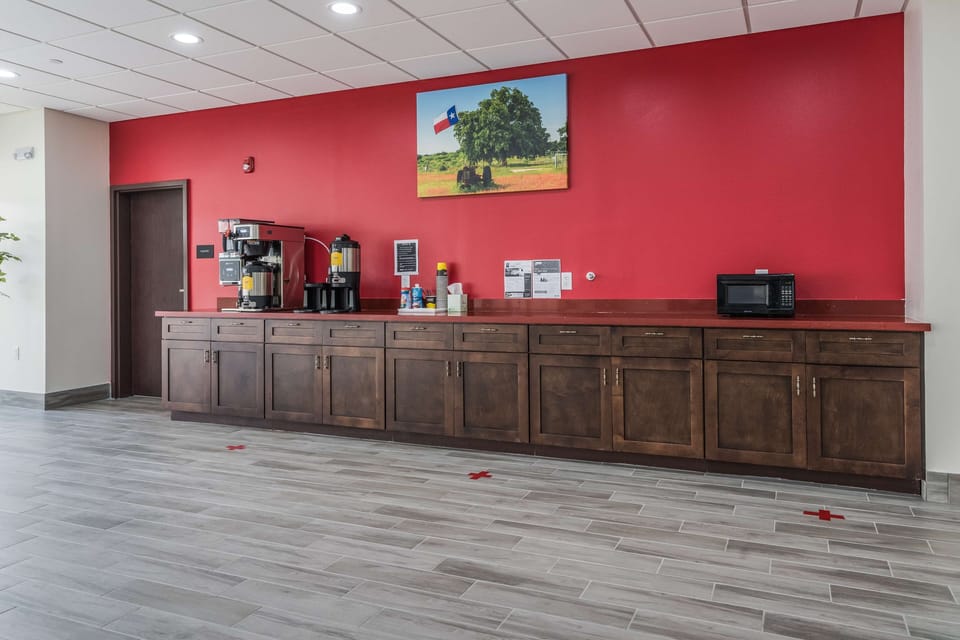 Fuel up quickly with convenient self-serve drinks and snacks.
