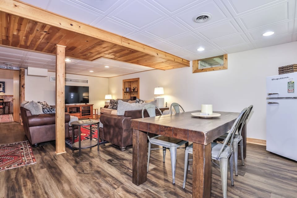 Lower level Livingroom with fridge, washer dryer and bathroom. King Room also