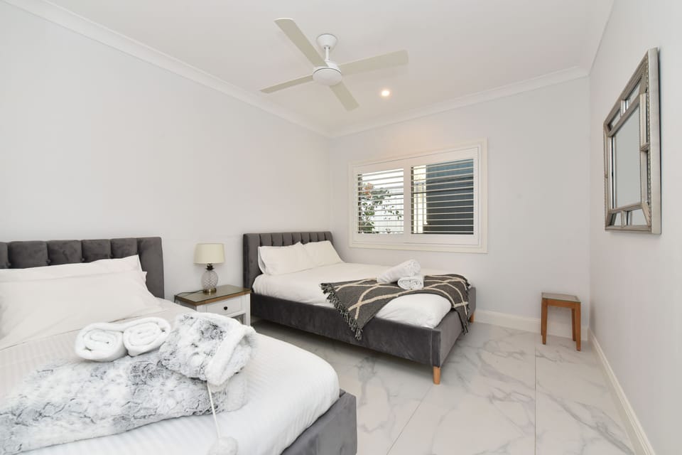 Loving the look of this space filled with soft yet glamorous pieces