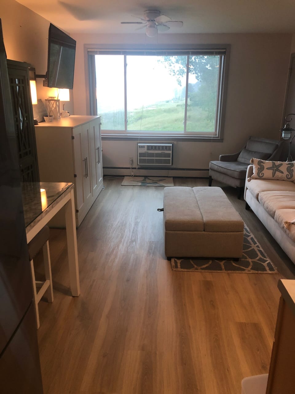 Walk in to stunning views of the Lake Michigan coastline!