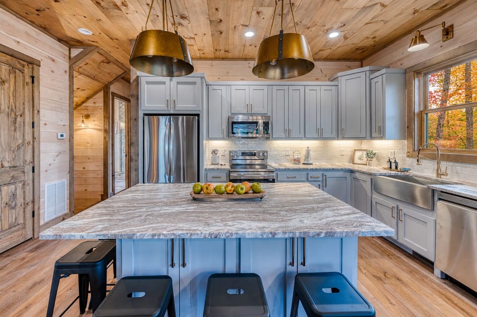 Kitchen island with seating for 5
