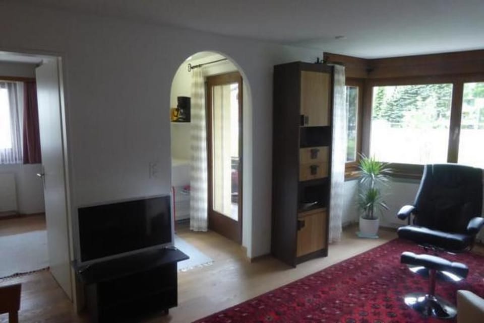 Picture 3
