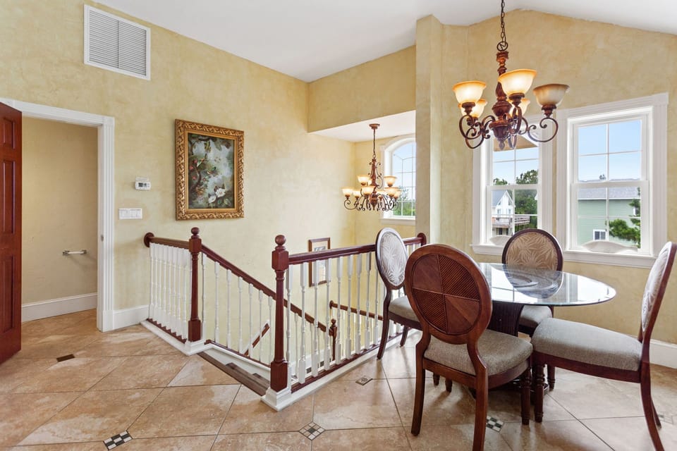Top level with half bathroom