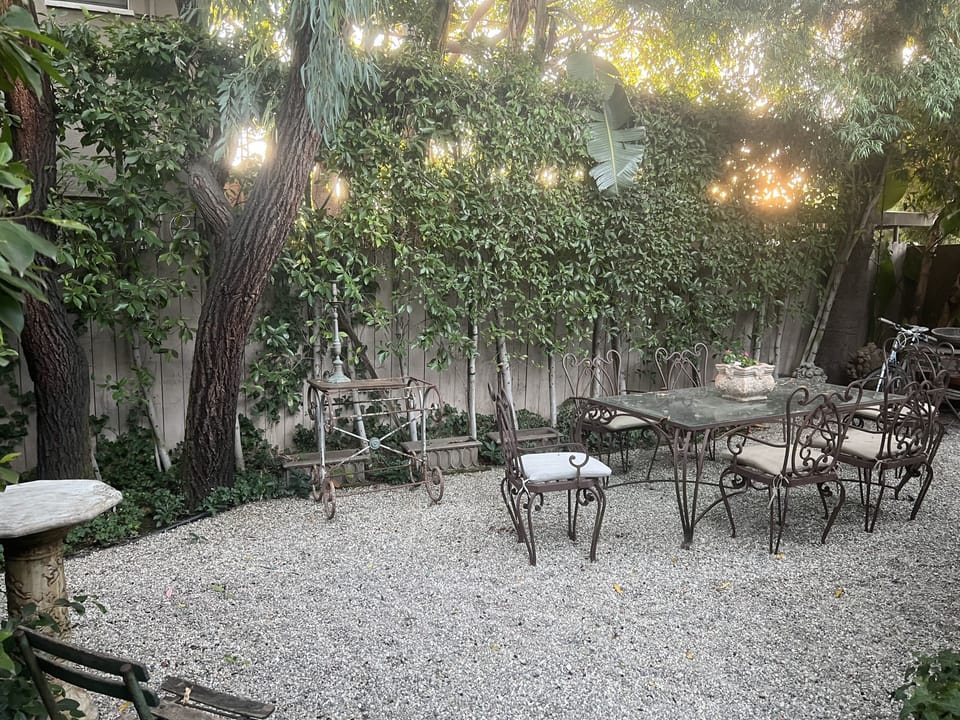 Outdoor dining