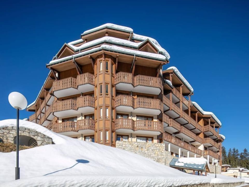 You’ll enjoy a relaxing vacation at this prime destination!