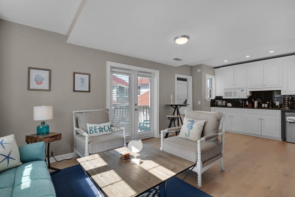 Living room with an open access to the kitchen