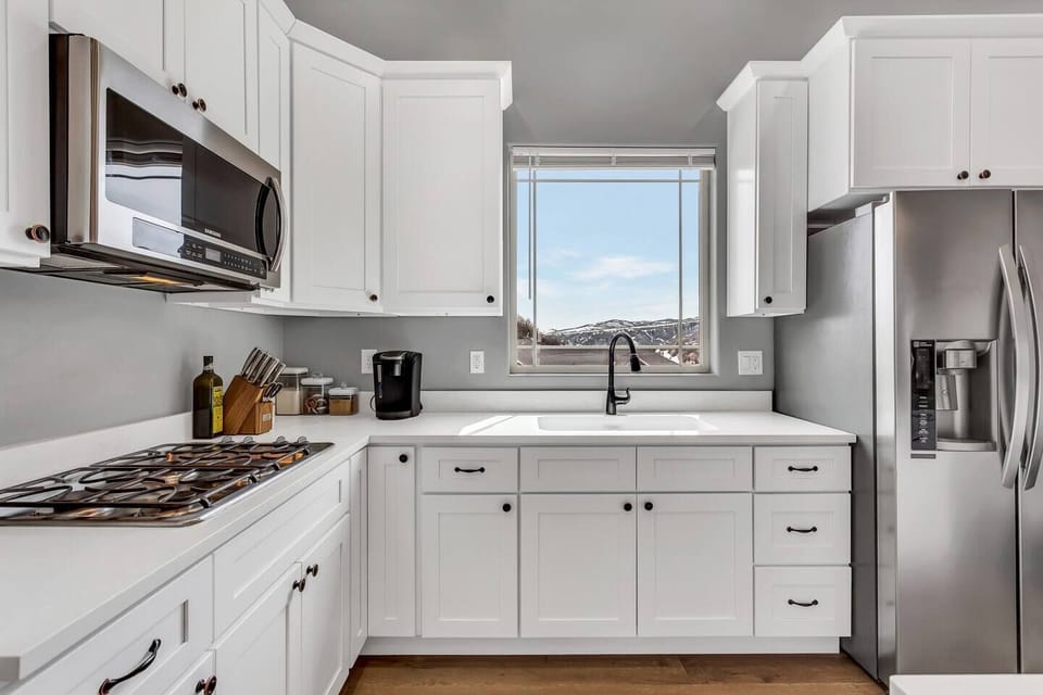 Clean, modern kitchen designed for effortless cooking