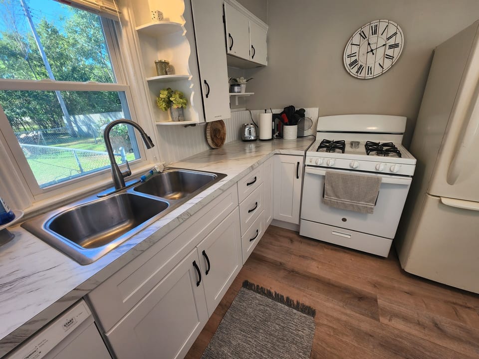 New counters. Deeper sink. New Dishwasher. 10/2/24