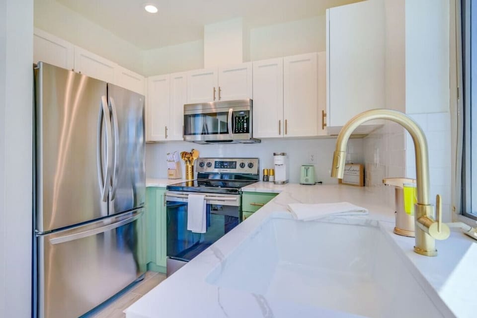 Buy fresh ingredients at the local market, sort them on the spacious countertops and get to cooking.