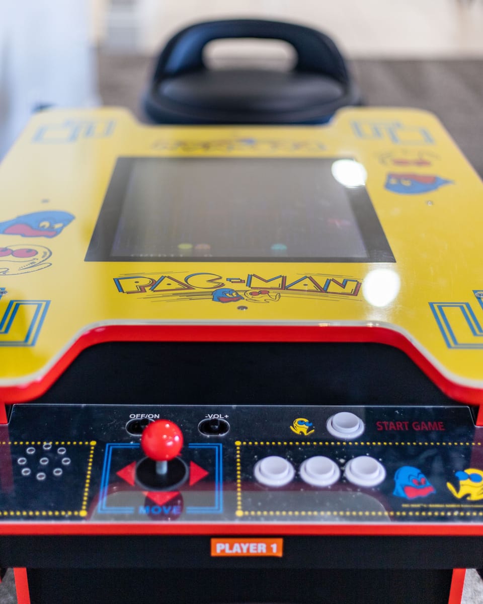 Retro Arcade