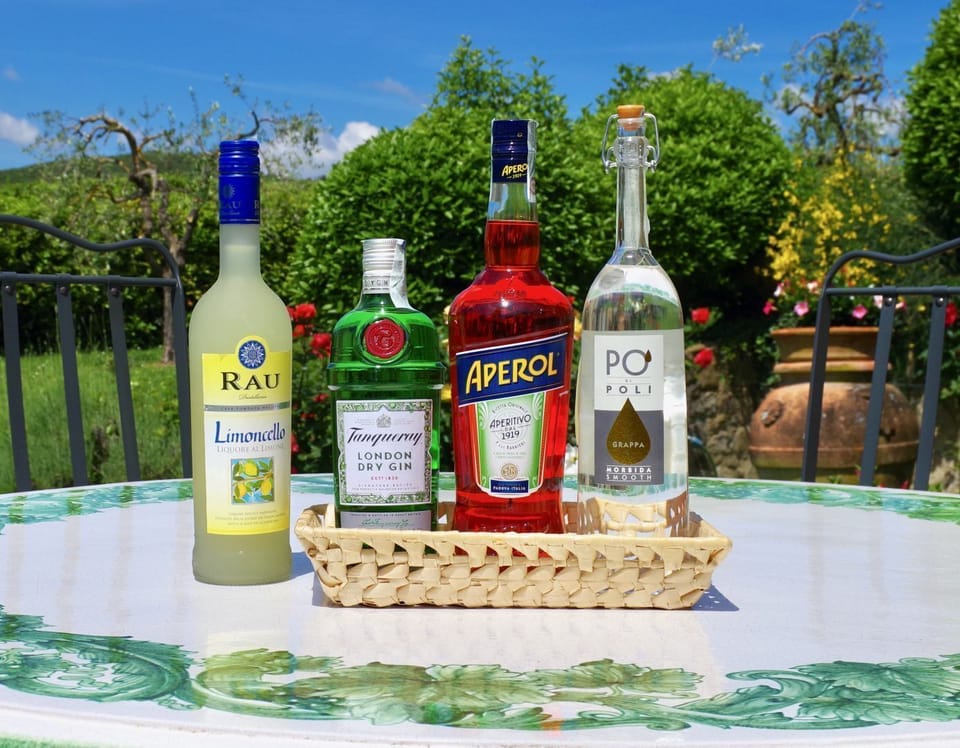 The Arceno Rentals Club Cocktail Tray