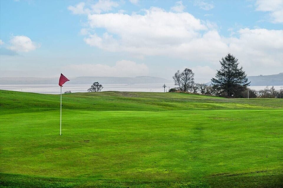 Freshwater River View, Innellan - Host & Stay