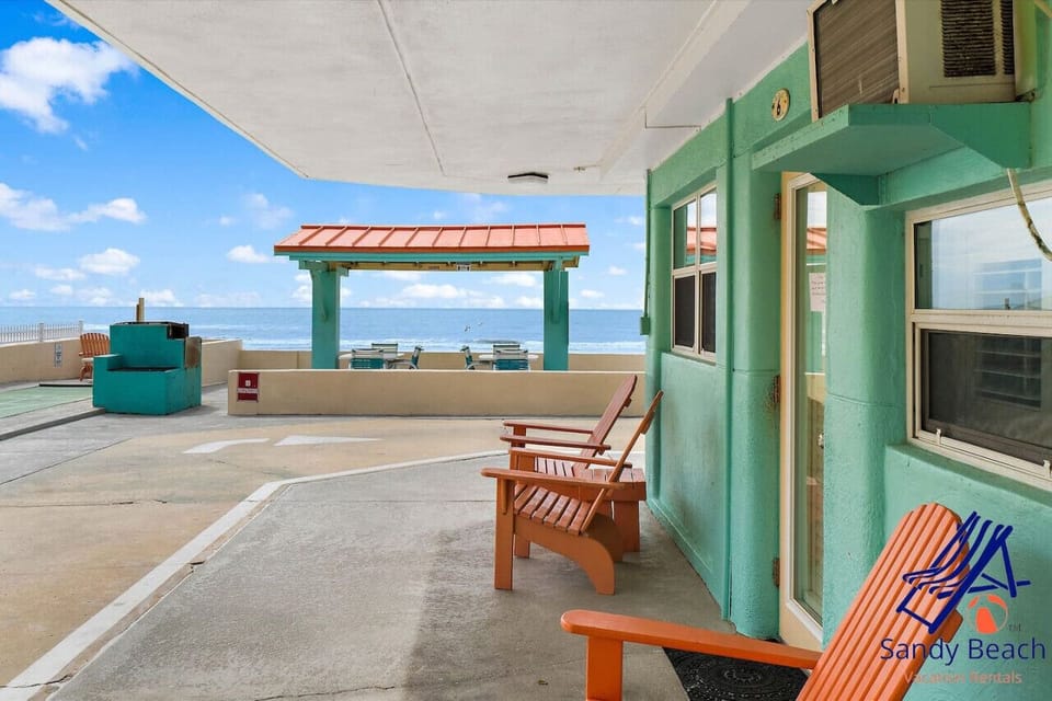 Entry with a View