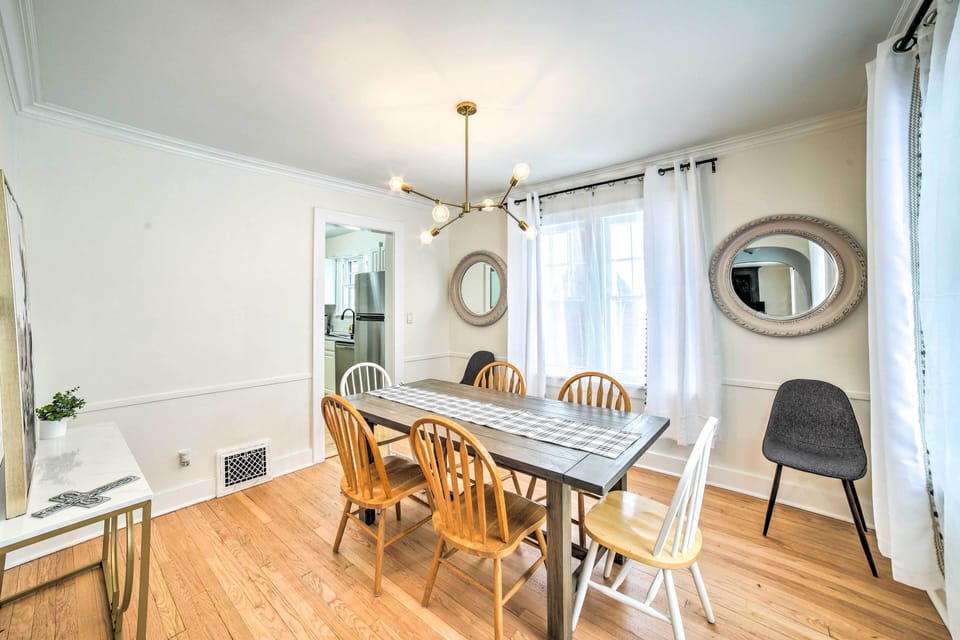 Dining Area | Dishware/Flatware | Trash Bags/Paper Towels
