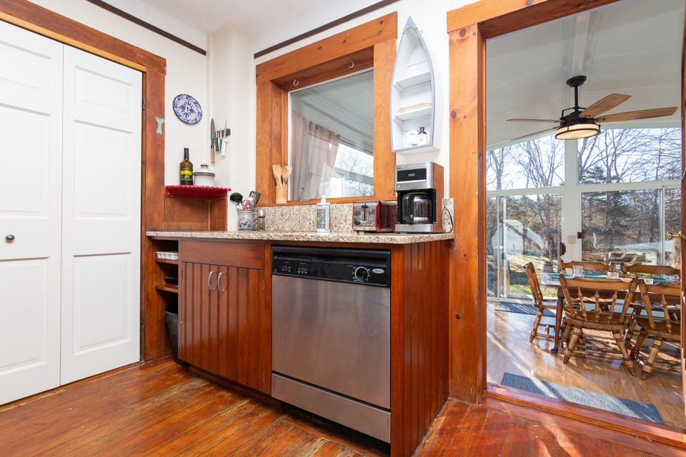 This fully stocked kitchen comes with all the essentials to make meals at home!
