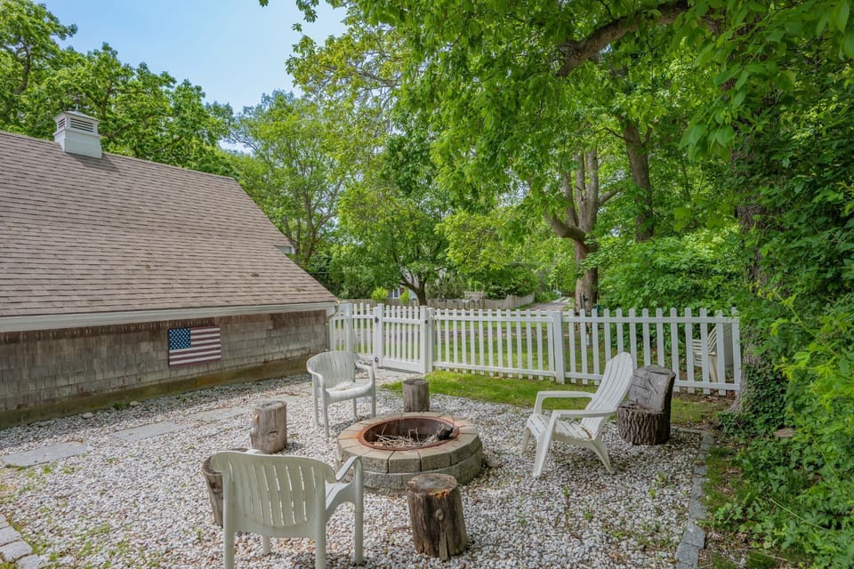 Outdoor fire pit area