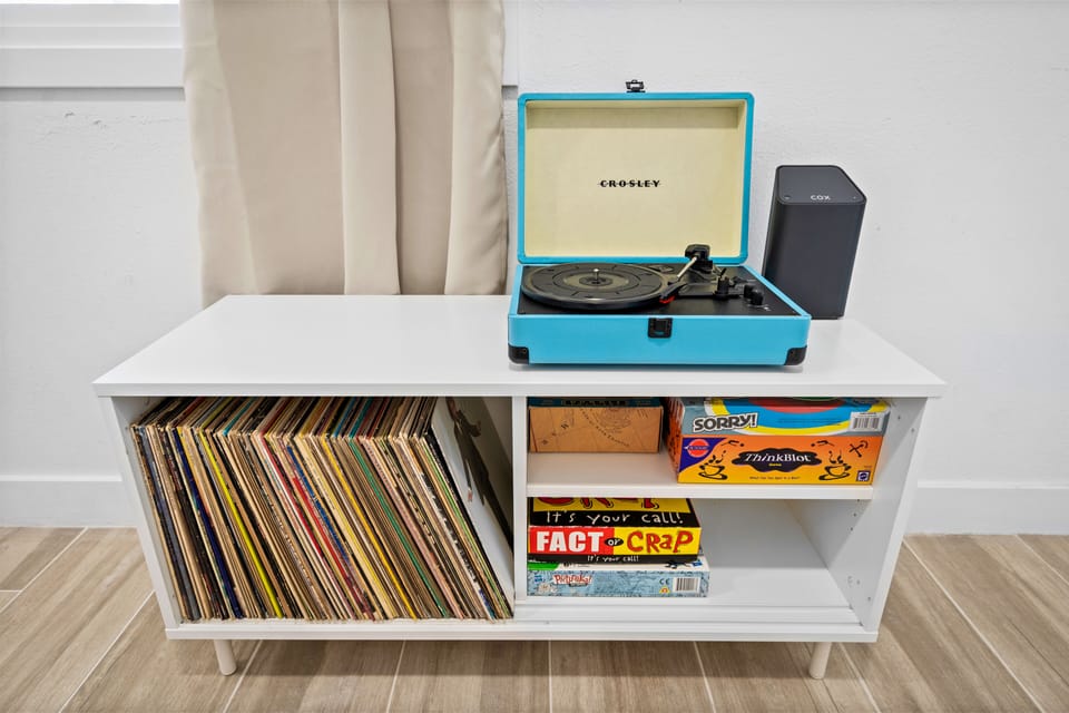 Unit 1: Record Player that can double as a Bluetooth speaker