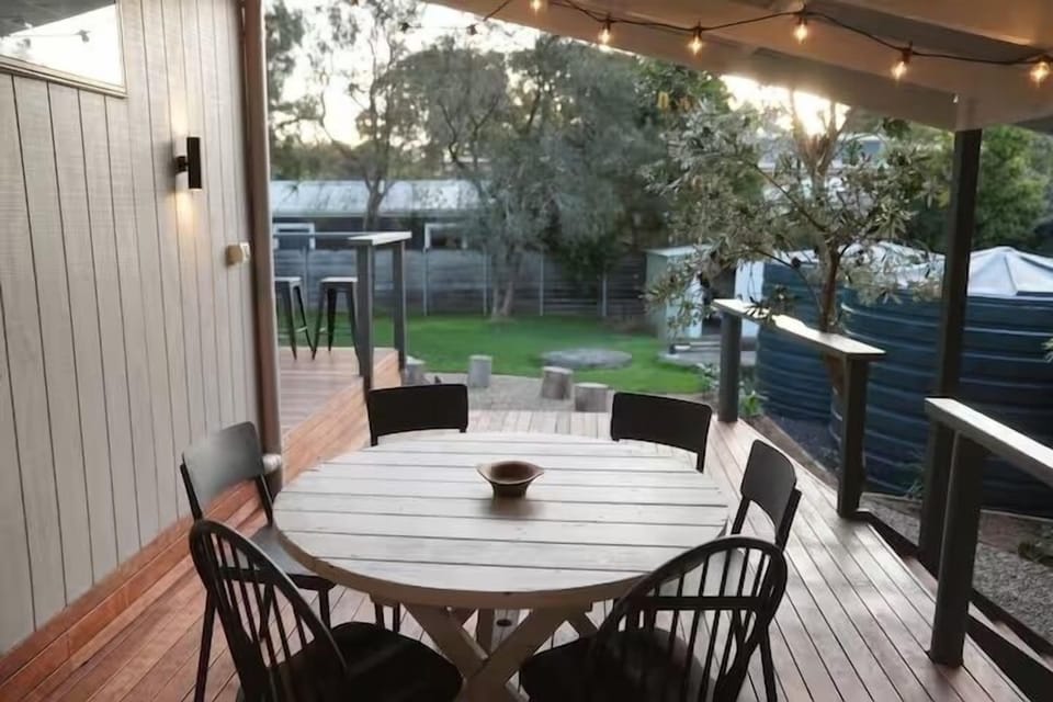 Back deck - outdoor dining