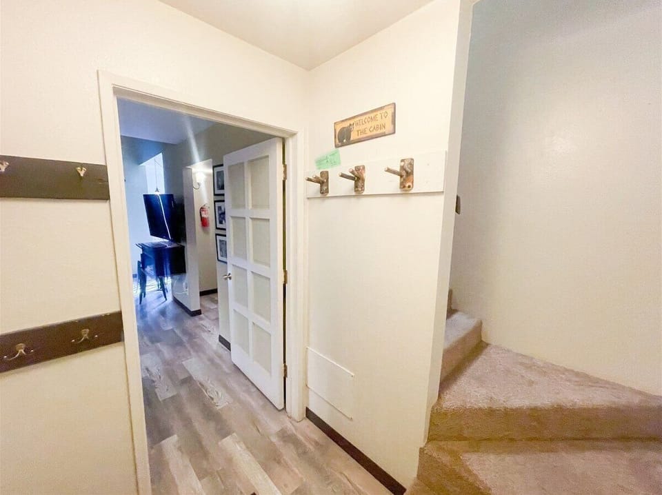 Entryway to living room or upstairs bedrooms