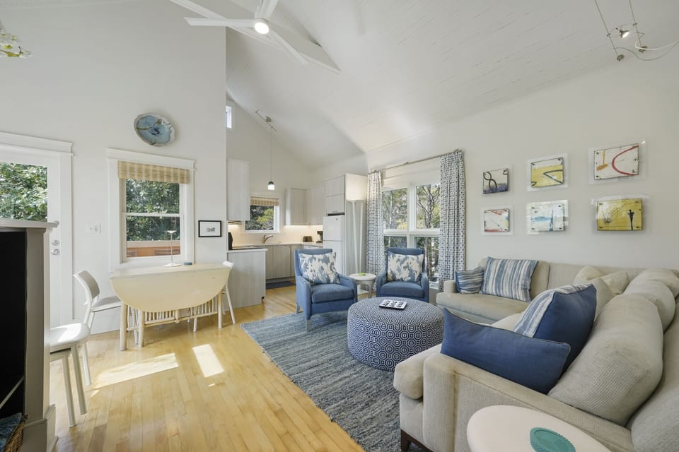 2ND FLOOR OPEN COMBINED LIVING, DINING & KITCHEN