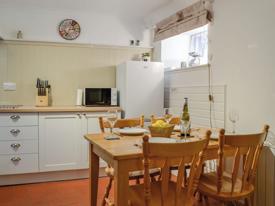 Kitchen/diner | Willesdene Cottage, Perth