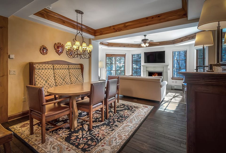 Great Room Dining Area
