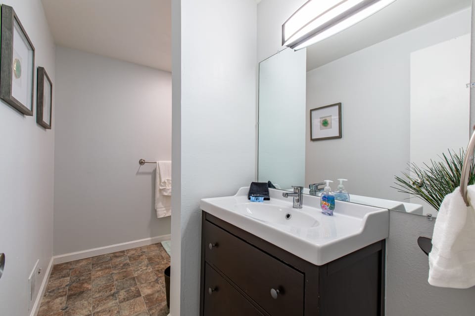 Full Bathroom in second floor 