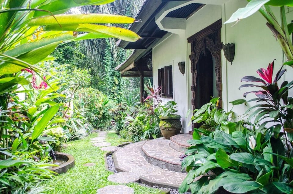 Villa Entrance