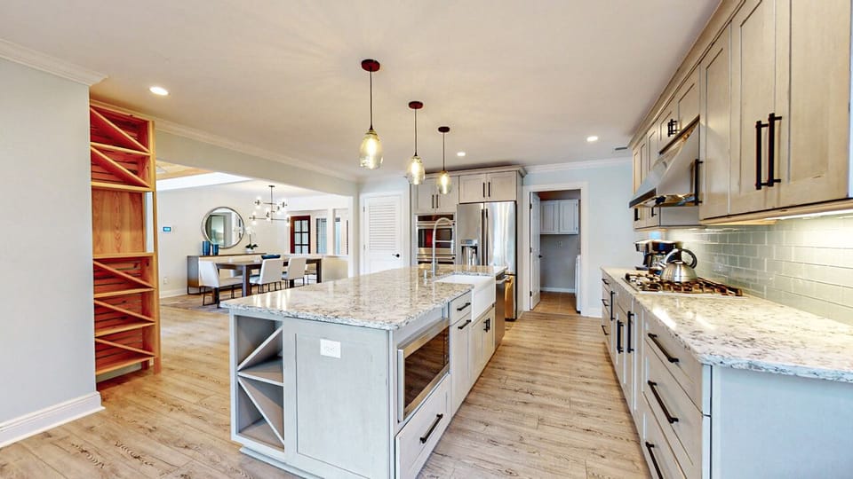 Fully Stocked Kitchen