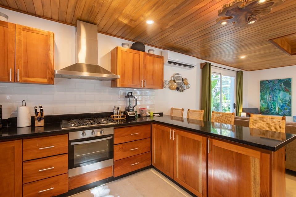 Fully equipped kitchen. 