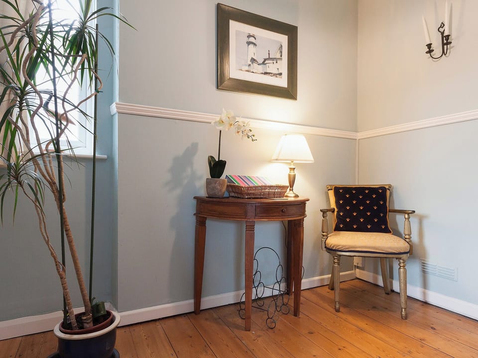Wood-floored landing area | Lower Street 10, Dartmouth