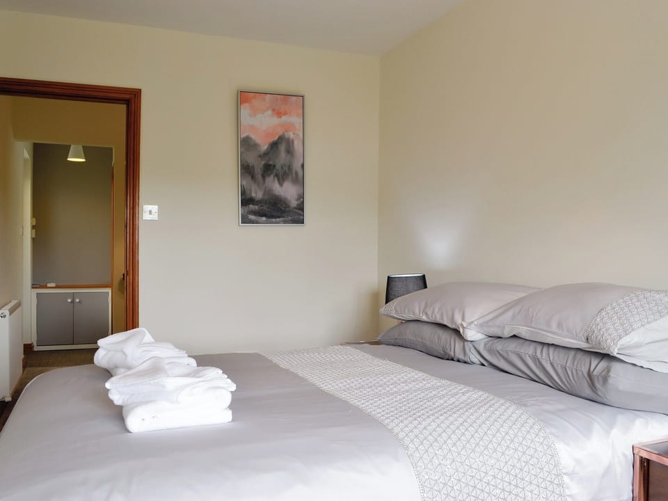 Peaceful double bedroom | Shepherd&rsquo;s Bield - Doddick Farm Cottages, Threlkeld, near Keswick