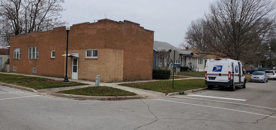 Corner view  of entire bldg this unit is closest to the corner 