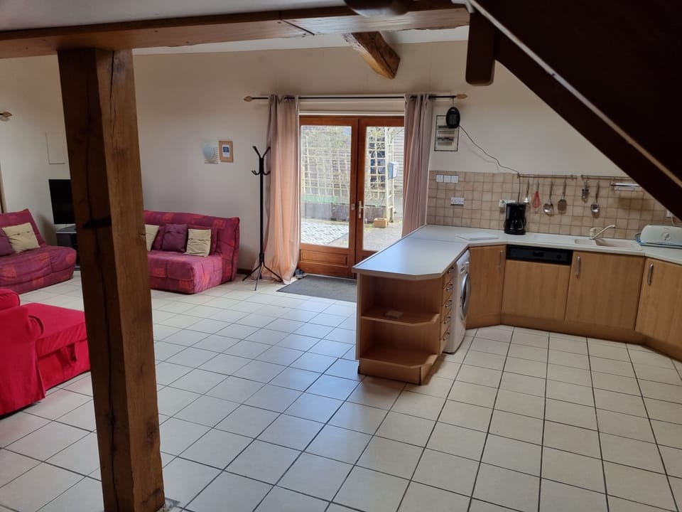 3 Peaceful Country Gites - Sleeps 16 with 2 Wood-Fired Hot Tubs & Swimming Pool Cottage in Nouvelle-Aquitaine