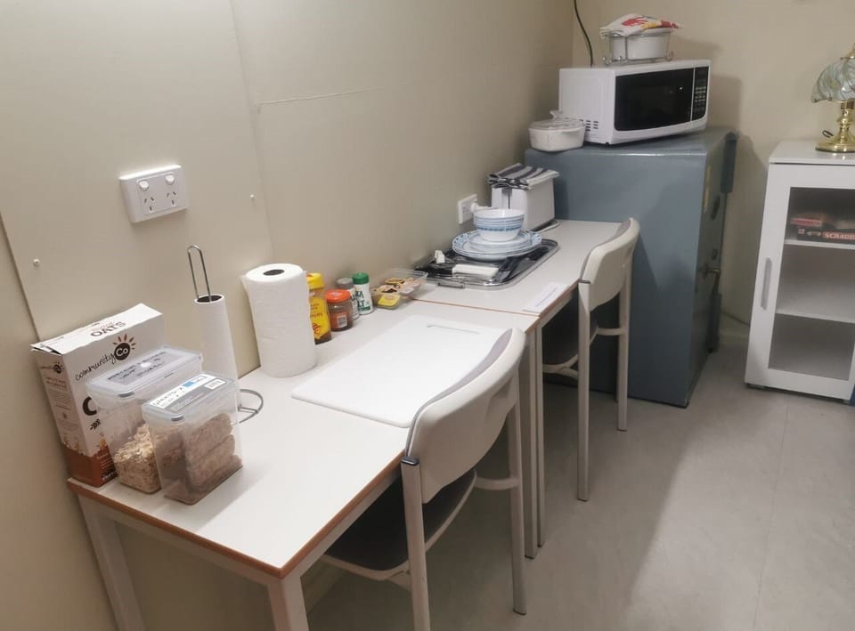 Budget Plan Breakfast area
