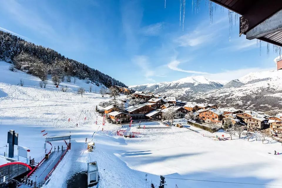 Snow and ski sports