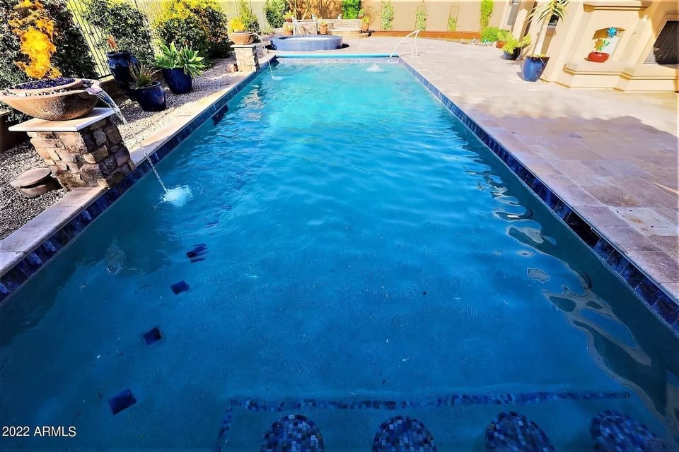 40' pool with swim lane