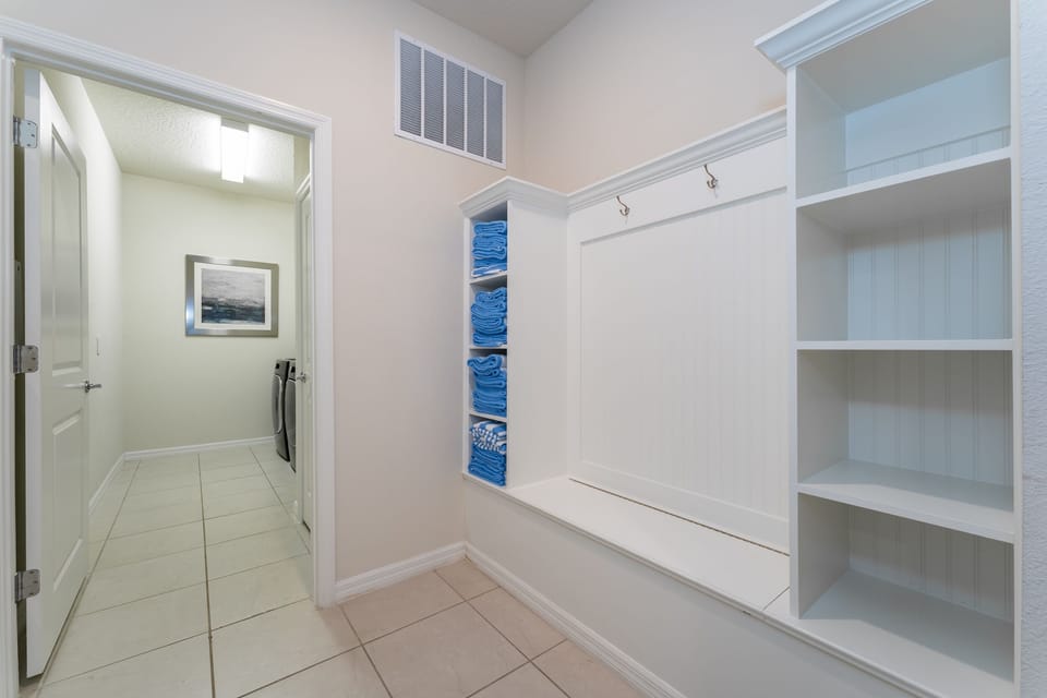 Entryway mudroom