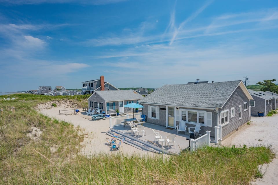 Welcome to 195 M North Shore Boulevard, East Sandwich.