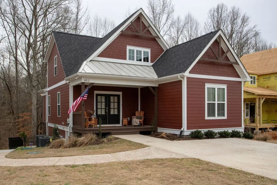 Welcome to the Holiday House! 