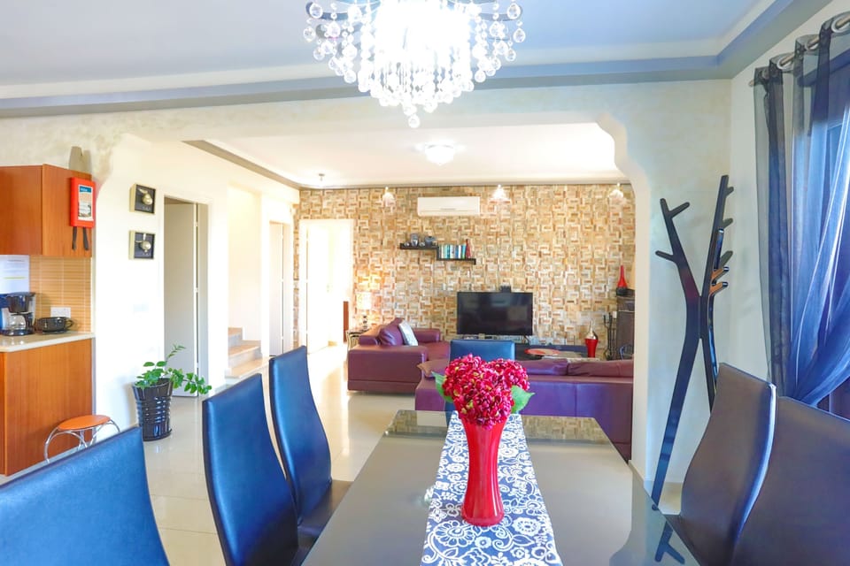Luxury Living%2FDining