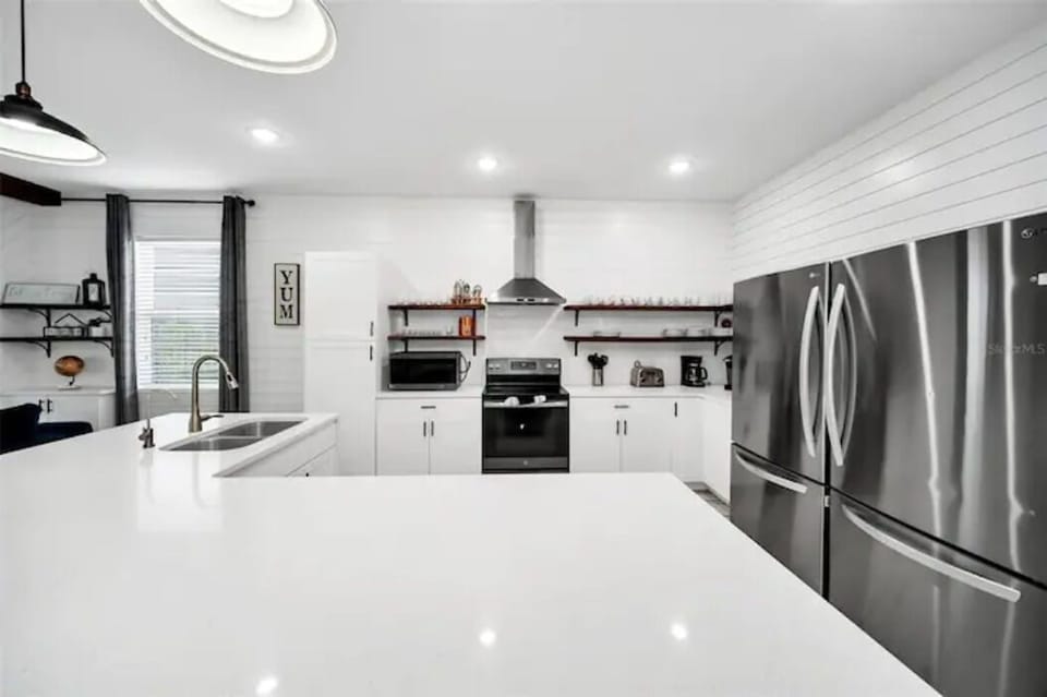 Double refrigerators!!