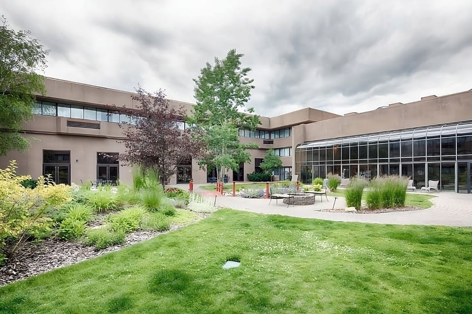 Step outside to a serene courtyard for fresh-air breaks.