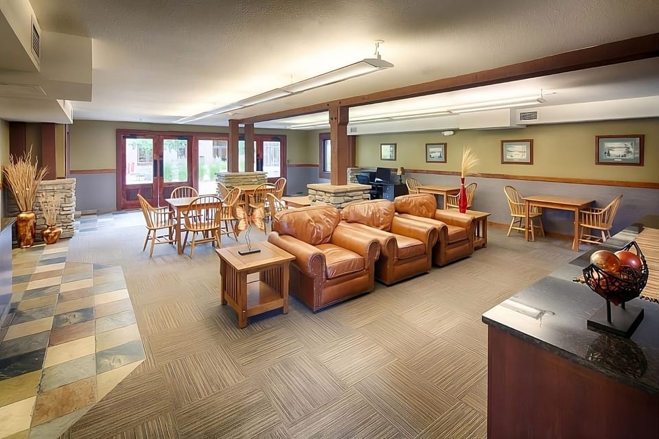 Unwind on comfortable seating with plenty of room to mingle.