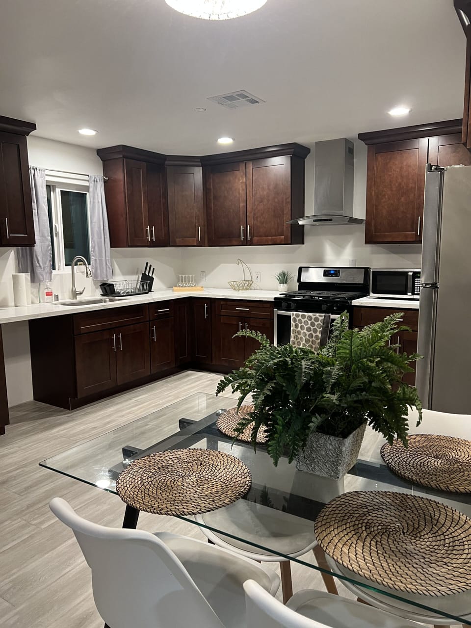 Kitchen area with beautiful dining space!