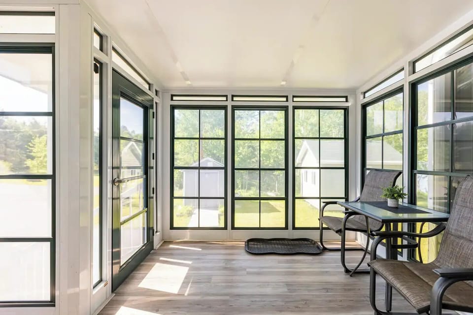 Front entry is fully screened and direct access to expansive parking 