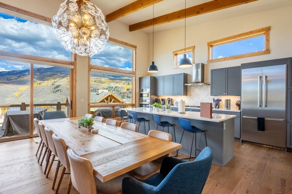 Dining area with seating for the entire group