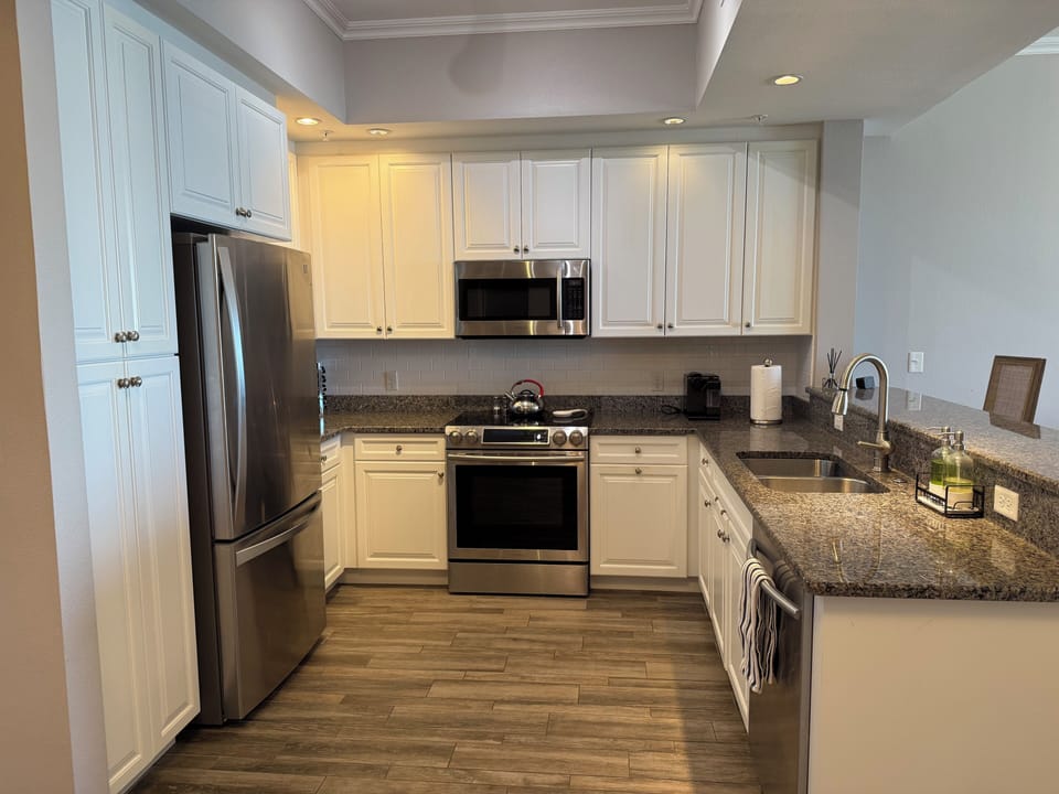 Fully equipped kitchen