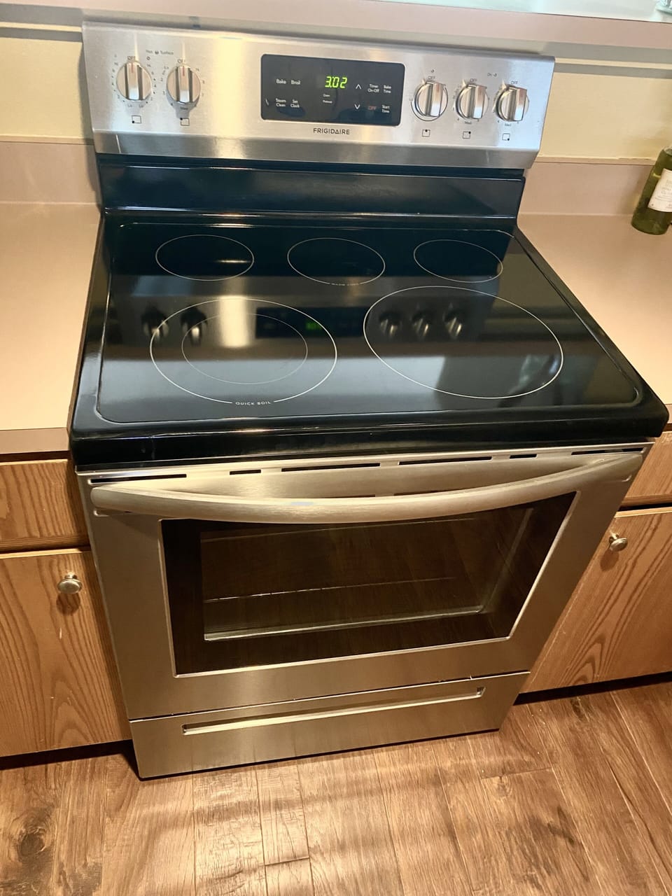 Updated stainless steel oven/stove installed in Sept. 2023